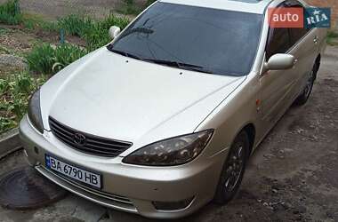 Седан Toyota Camry 2005 в Кропивницькому