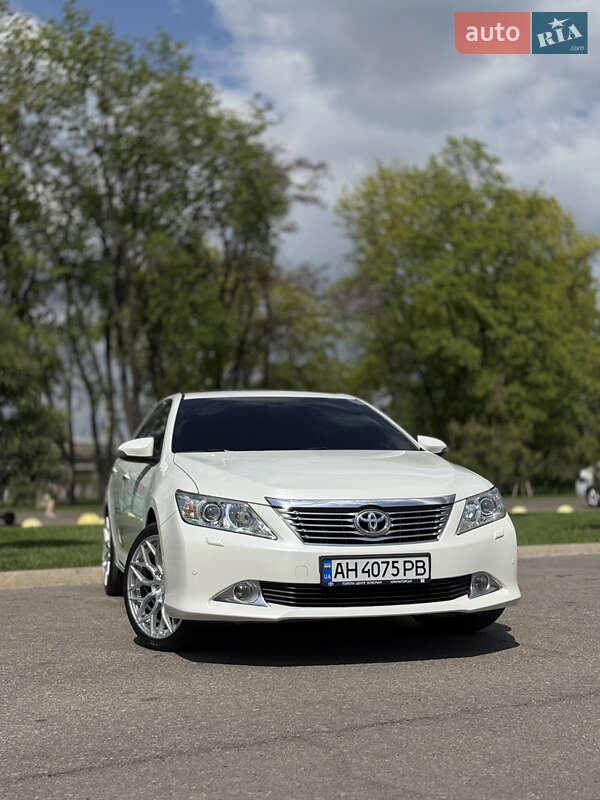 Toyota Camry 2012