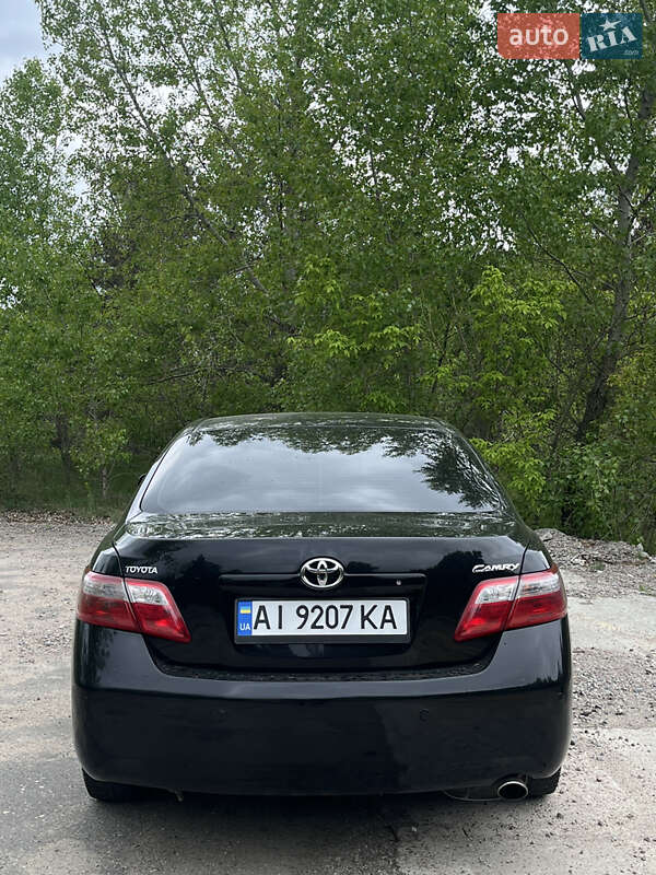 Седан Toyota Camry 2007 в Переяславе