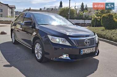 Седан Toyota Camry 2014 в Бердичеве