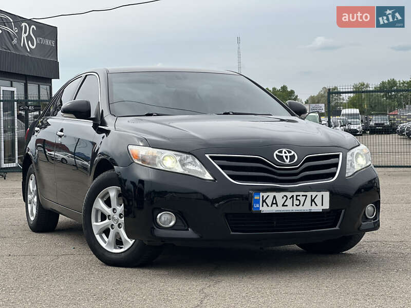 Toyota Camry 2010