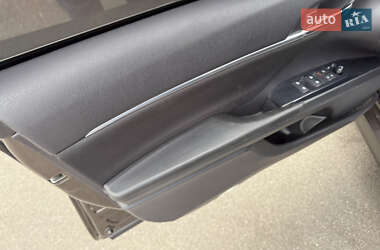 Седан Toyota Camry 2019 в 