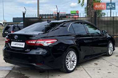 Седан Toyota Camry 2017 в 
