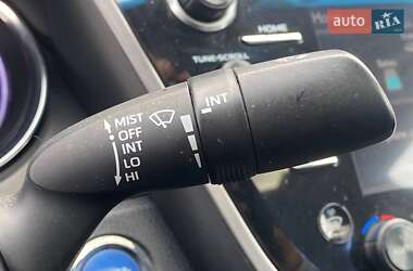 Седан Toyota Camry 2017 в 