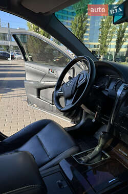 Седан Toyota Camry 2016 в 