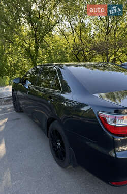Седан Toyota Camry 2016 в 