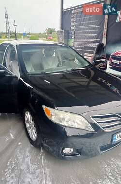 Седан Toyota Camry 2011 в 