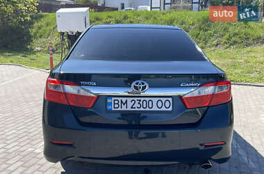 Седан Toyota Camry 2012 в Сумах