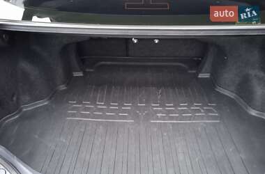 Седан Toyota Camry 2013 в 