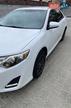 Седан Toyota Camry 2015 в 