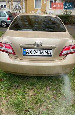Седан Toyota Camry 2009 в Ужгороде