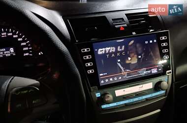 Седан Toyota Camry 2007 в 