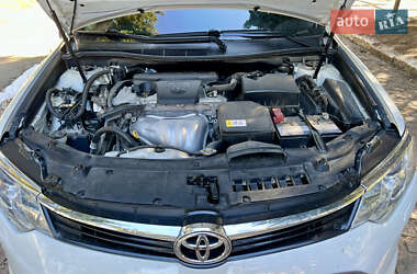 Седан Toyota Camry 2016 в 