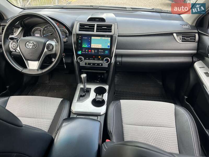 Седан Toyota Camry 2015 в Одессе