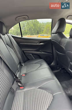 Седан Toyota Camry 2017 в 