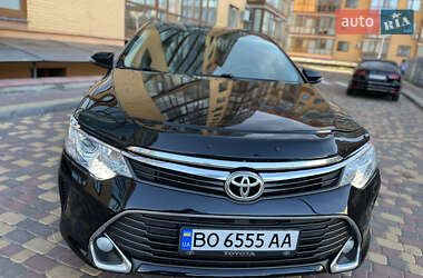 Седан Toyota Camry 2014 в 