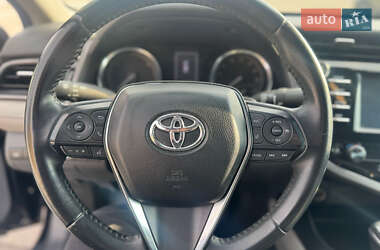 Седан Toyota Camry 2020 в 