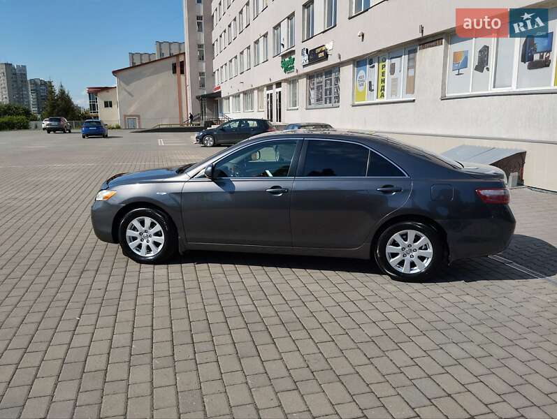 Седан Toyota Camry 2007 в Львове