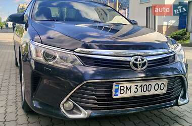 Седан Toyota Camry 2014 в Сумах