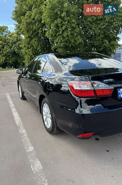 Седан Toyota Camry 2015 в 