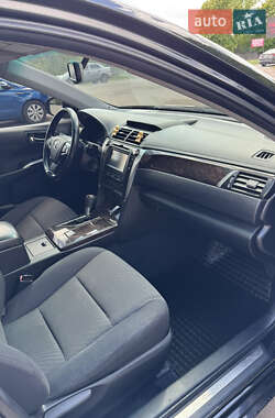Седан Toyota Camry 2015 в 