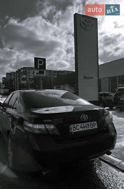 Седан Toyota Camry 2008 в Львове