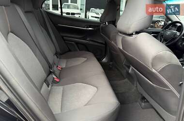 Седан Toyota Camry 2018 в 