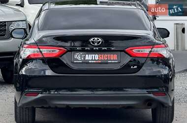 Седан Toyota Camry 2018 в 