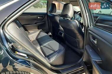 Седан Toyota Camry 2015 в 
