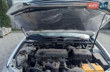Седан Toyota Camry 2005 в 