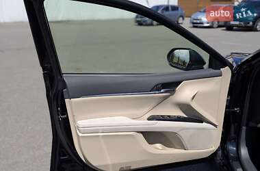 Седан Toyota Camry 2020 в 