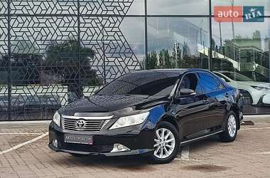 Седан Toyota Camry 2012 в Києві