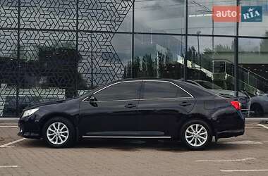 Седан Toyota Camry 2012 в 