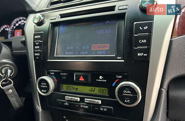 Седан Toyota Camry 2014 в 