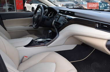 Седан Toyota Camry 2020 в 
