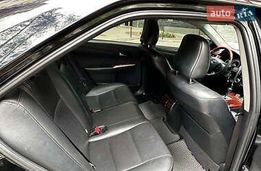 Седан Toyota Camry 2012 в 