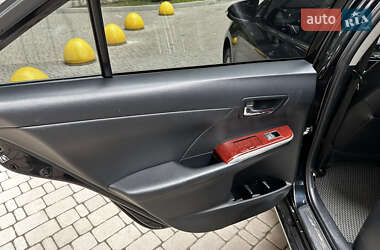 Седан Toyota Camry 2012 в 
