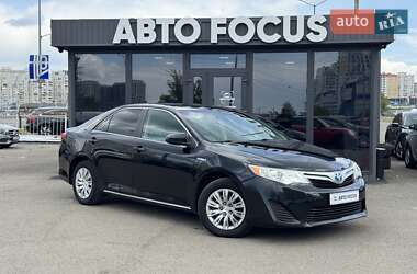 Седан Toyota Camry 2012 в Києві
