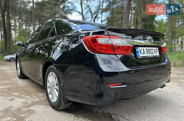 Седан Toyota Camry 2014 в 