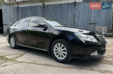 Седан Toyota Camry 2014 в 