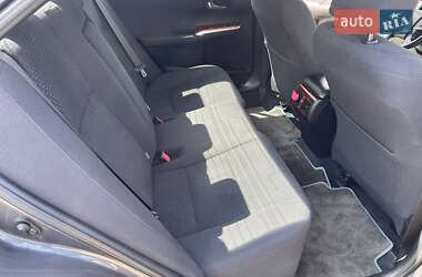 Седан Toyota Camry 2013 в 