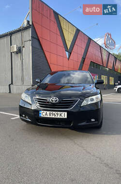 Седан Toyota Camry 2007 в Києві