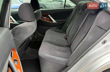 Седан Toyota Camry 2010 в 