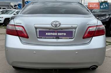 Седан Toyota Camry 2010 в 