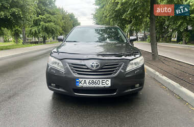 Седан Toyota Camry 2008 в Киеве