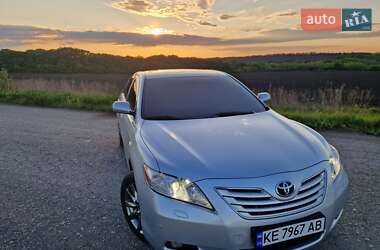 Седан Toyota Camry 2007 в Днепре