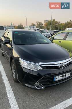 Седан Toyota Camry 2014 в 