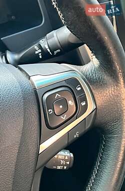 Седан Toyota Camry 2015 в 