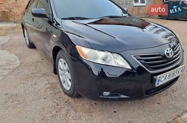 Седан Toyota Camry 2009 в Києві