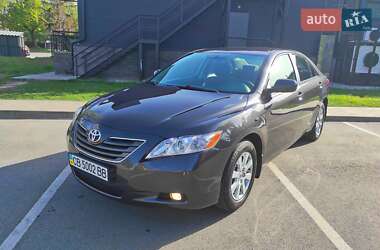 Седан Toyota Camry 2007 в Чернигове